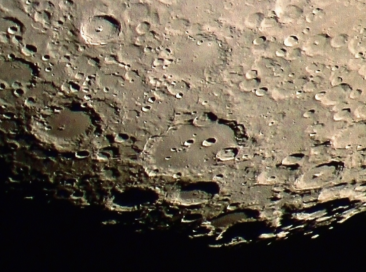 Copyright 1999 Sebastian Voltmer